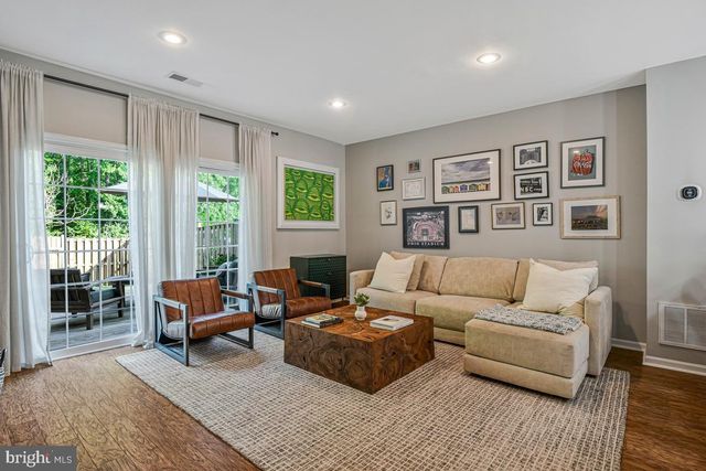 7108 WESTFIELD CT, Alexandria, VA 22306