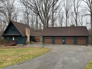 3525 Nicopolis DR, Bedford, VA 24523