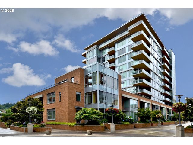 1930 S RIVER Dr 103, Portland, OR 97201