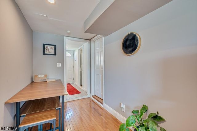 520 Oak St, Kenilworth Boro, NJ 07033