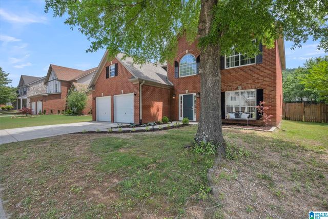 565 FOREST LAKES DRIVE, Sterrett, AL 35147