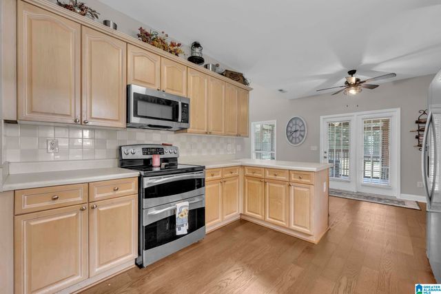 565 FOREST LAKES DRIVE, Sterrett, AL 35147