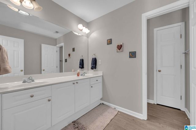 565 FOREST LAKES DRIVE, Sterrett, AL 35147