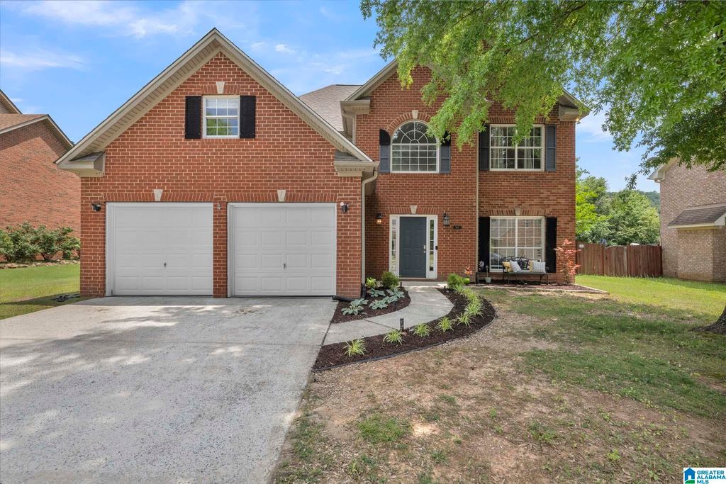 565 FOREST LAKES DRIVE, Sterrett, AL 35147