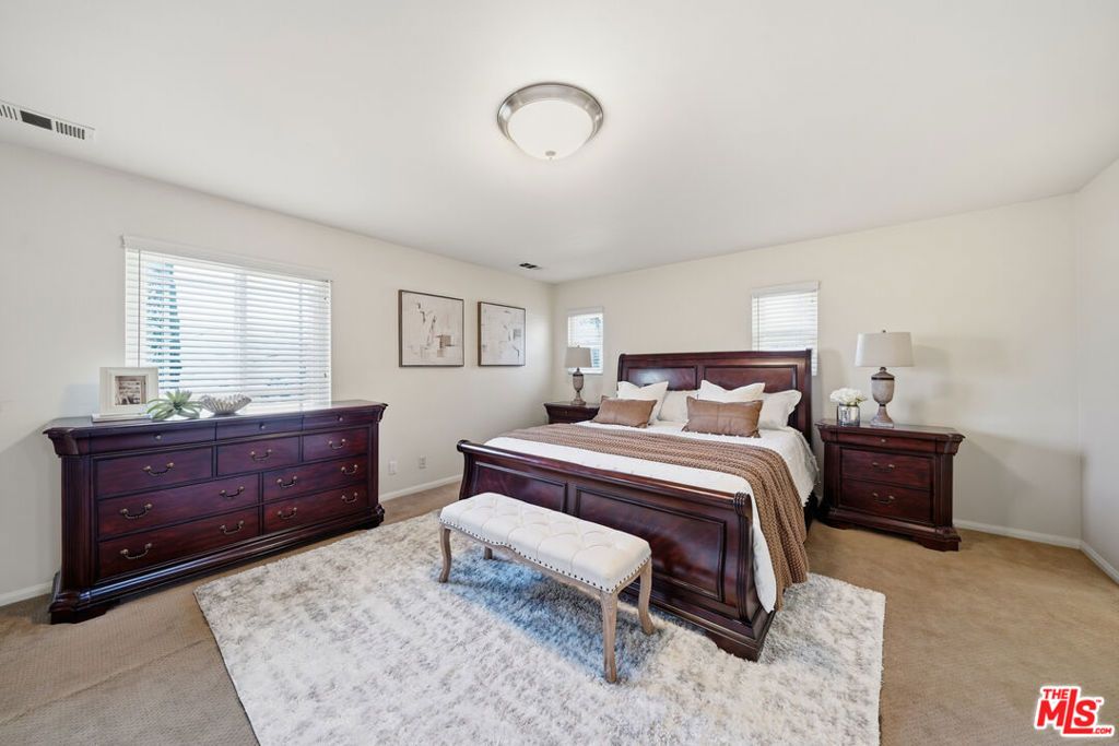Image 31 of property listing at 4814 Ramsdell Avenue, La Crescenta, CA 91214