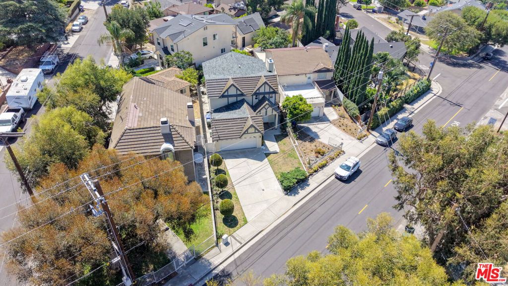 Image 53 of property listing at 4814 Ramsdell Avenue, La Crescenta, CA 91214