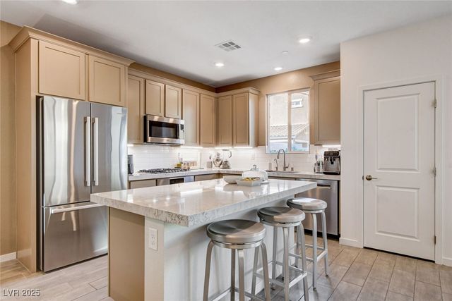 10668 Deibel Avenue, Las Vegas, NV 89166