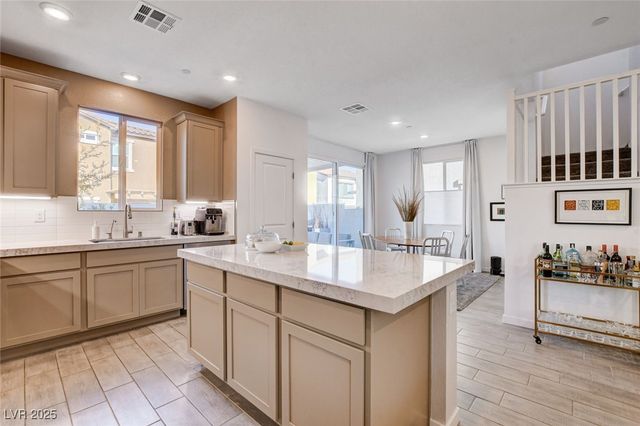 10668 Deibel Avenue, Las Vegas, NV 89166