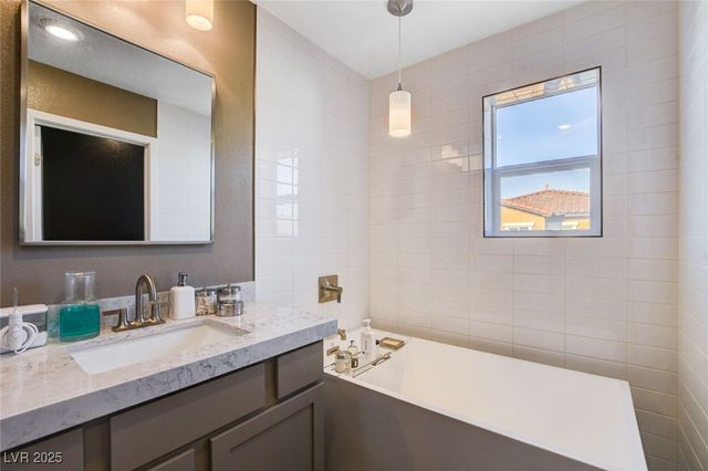 10668 Deibel Avenue, Las Vegas, NV 89166