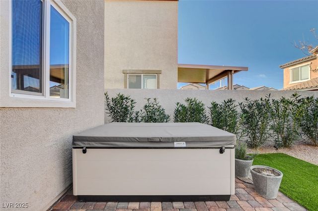 10668 Deibel Avenue, Las Vegas, NV 89166