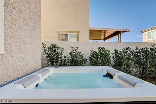 10668 Deibel Avenue, Las Vegas, NV 89166