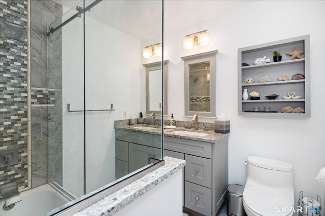 27 Nob Hill Lane, Stamford, CT 06903