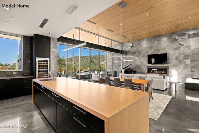 14256 N Silent Sky Place, Marana, AZ 85658