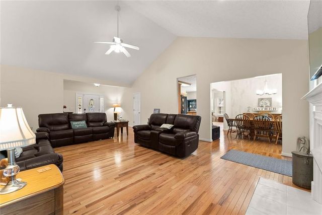 3322 Barry Lane, Gainesville, GA 30506