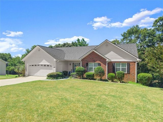 3322 Barry Lane, Gainesville, GA 30506