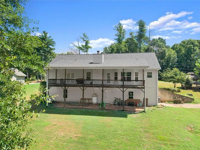 3322 Barry Lane, Gainesville, GA 30506