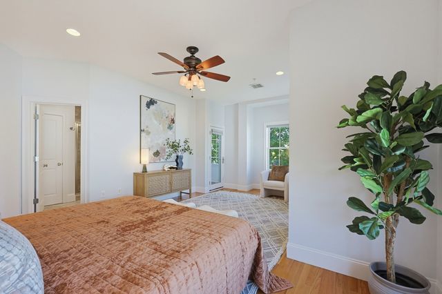 45 Endicott Ave 8, Somerville, MA 02144