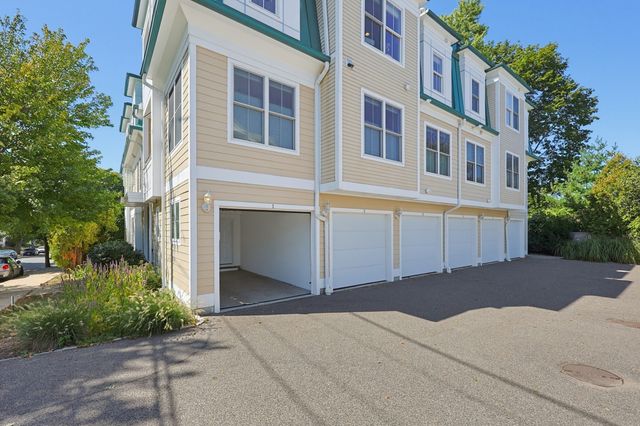 45 Endicott Ave 8, Somerville, MA 02144