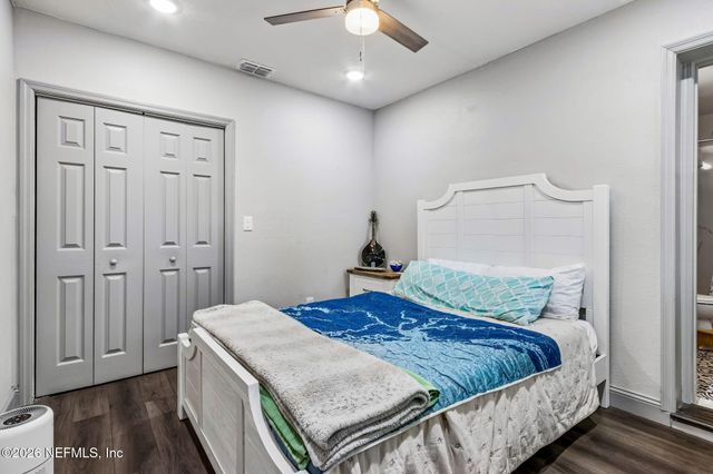 1135 MURRAY Drive, Jacksonville, FL 32205