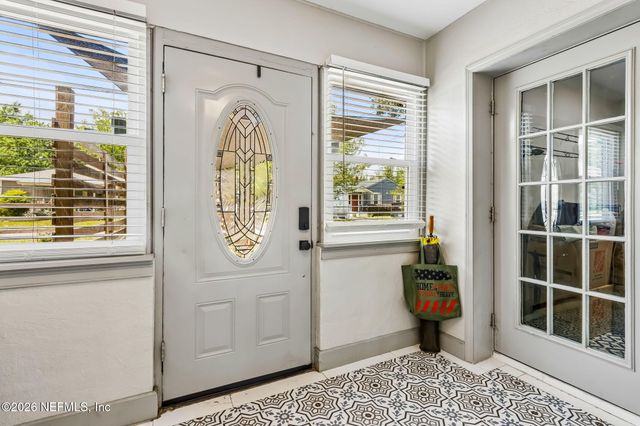 1135 MURRAY Drive, Jacksonville, FL 32205