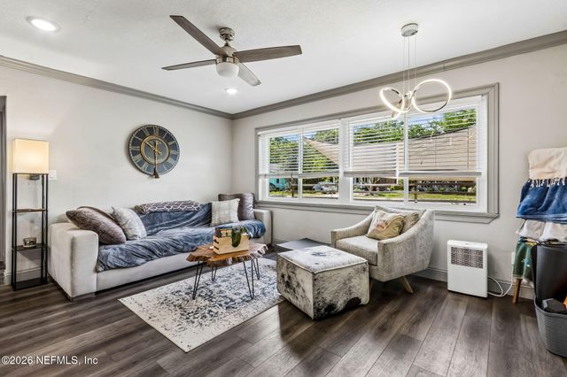 1135 MURRAY Drive, Jacksonville, FL 32205