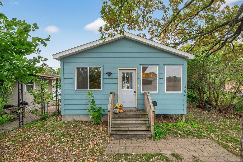 4353 Main Street NE, Columbia Heights, MN 55421