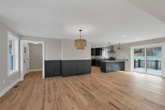 83 W Parish Road, Concord, NH 03301