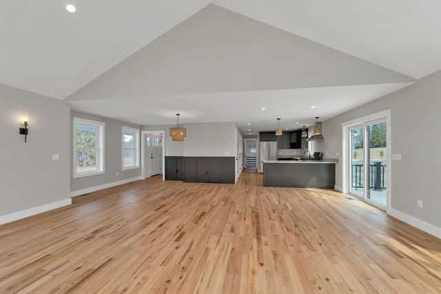 83 W Parish Road, Concord, NH 03301