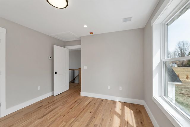 83 W Parish Road, Concord, NH 03301