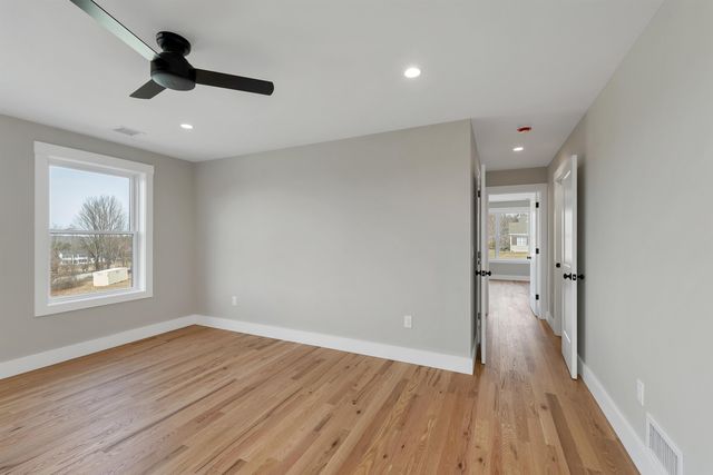 83 W Parish Road, Concord, NH 03301