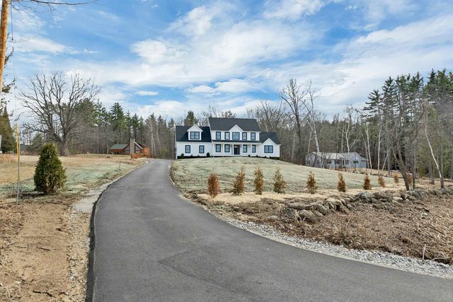 83 W Parish Road, Concord, NH 03301