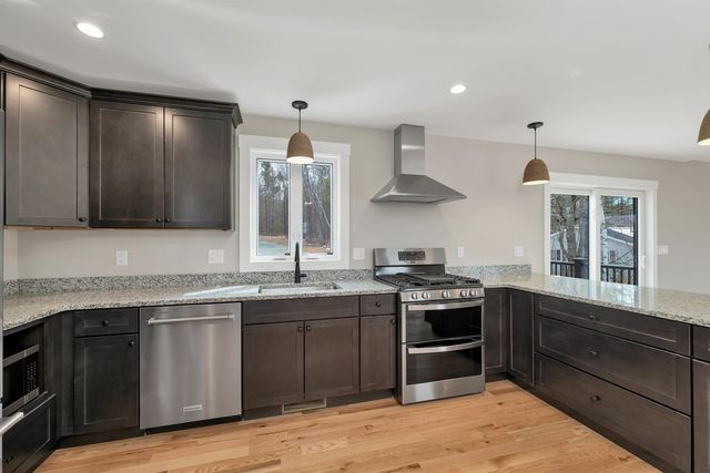 83 W Parish Road, Concord, NH 03301