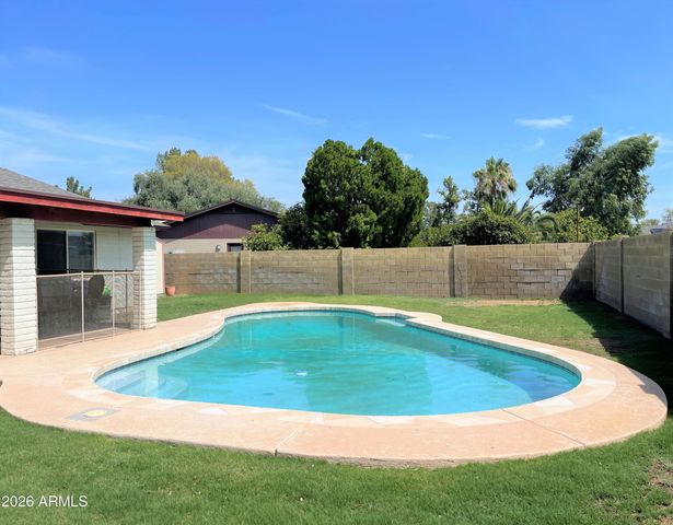 647 S BERMUDA Circle, Mesa, AZ 85206