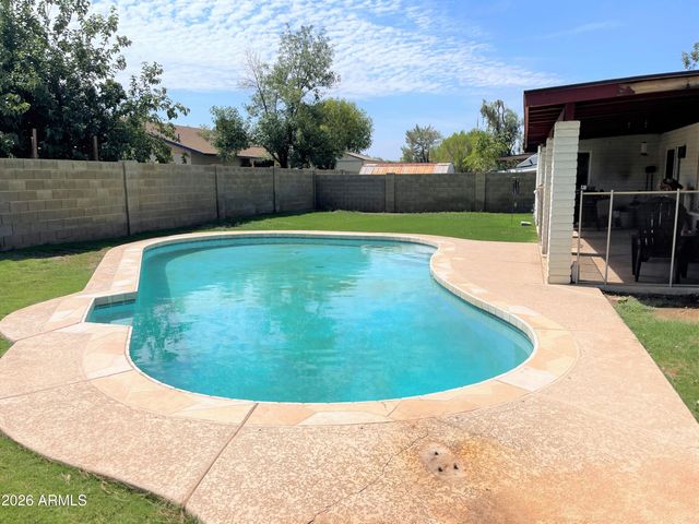647 S BERMUDA Circle, Mesa, AZ 85206