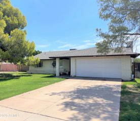 647 S BERMUDA Circle, Mesa, AZ 85206