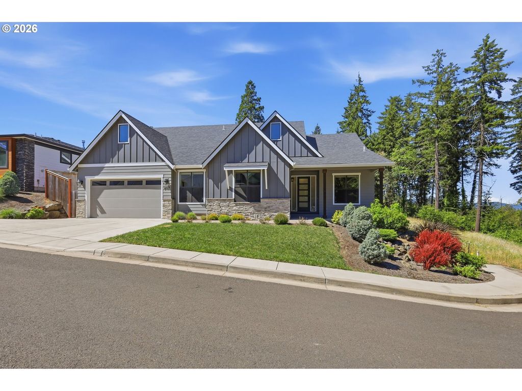 2153 MAJESTIC Pl, Eugene, OR 97403