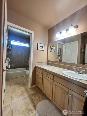 959 SE Sentry Drive, College Place, WA 99324