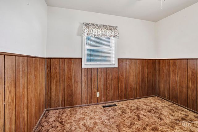 415 Adams St, Twin Falls, ID 83301