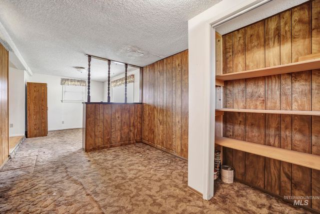 415 Adams St, Twin Falls, ID 83301