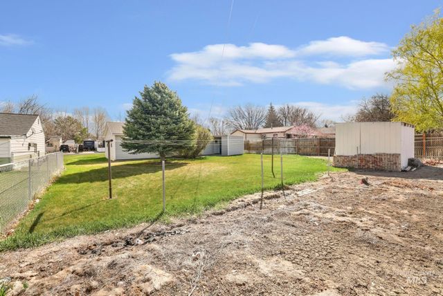 415 Adams St, Twin Falls, ID 83301