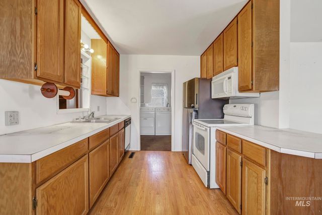 415 Adams St, Twin Falls, ID 83301