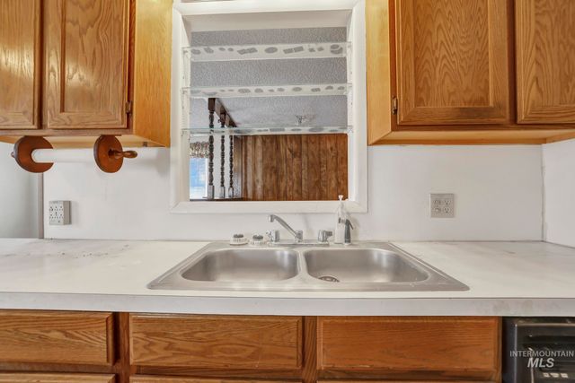 415 Adams St, Twin Falls, ID 83301