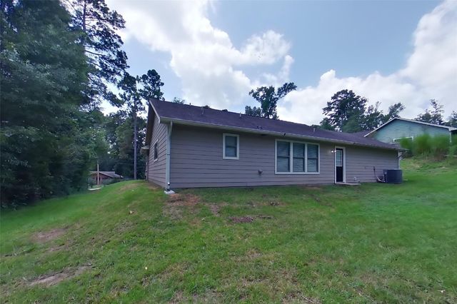 10951 Royal Forest Drive, Conroe, TX 77303