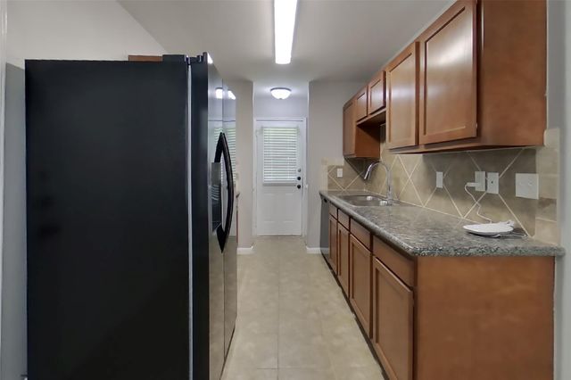 10951 Royal Forest Drive, Conroe, TX 77303
