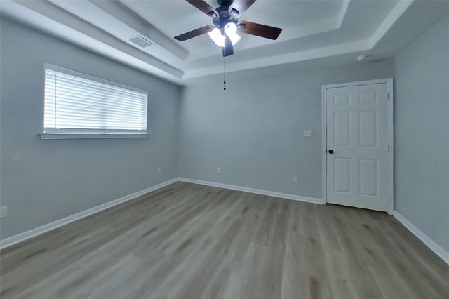 10951 Royal Forest Drive, Conroe, TX 77303