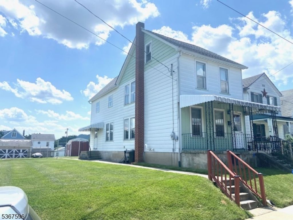 962 Wilbur Ave, Phillipsburg Town, NJ 08865