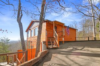 3307 Chinquapin Drive, Sevierville, TN 37876