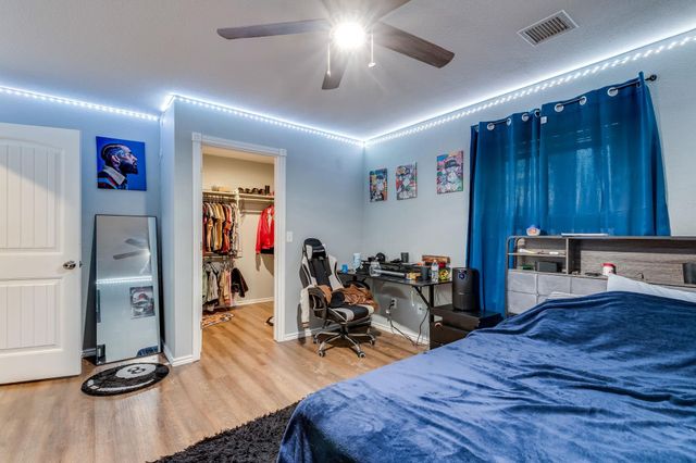 2146 S Green St, Wichita, KS 67211