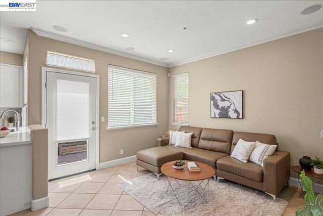 107 Limestone Cmn, Livermore, CA 94550