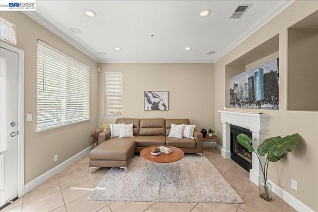 107 Limestone Cmn, Livermore, CA 94550